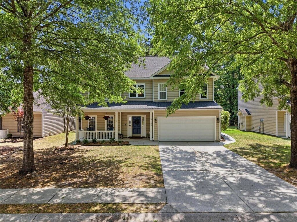 Photo of 5165 Birdie Lane, Summerville, SC 29485 (MLS # 26012100)