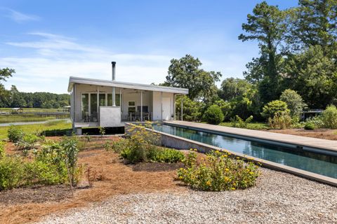 A home in Johns Island