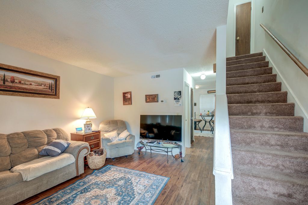 Photo of 103 Magwood Drive, Summerville, SC 29485 (MLS # 25027978)