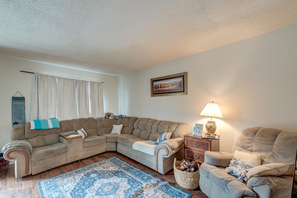 Photo of 103 Magwood Drive, Summerville, SC 29485 (MLS # 25027978)