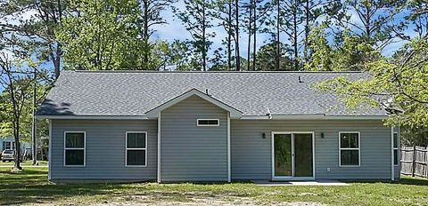 A home in North Charleston