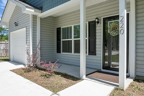 A home in North Charleston