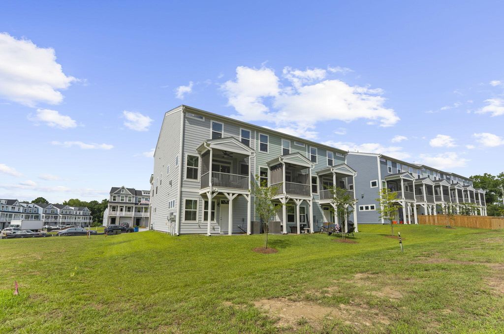 Photo of 422 Katies Scenic Court, Charleston, SC 29492 (MLS # 26020443)