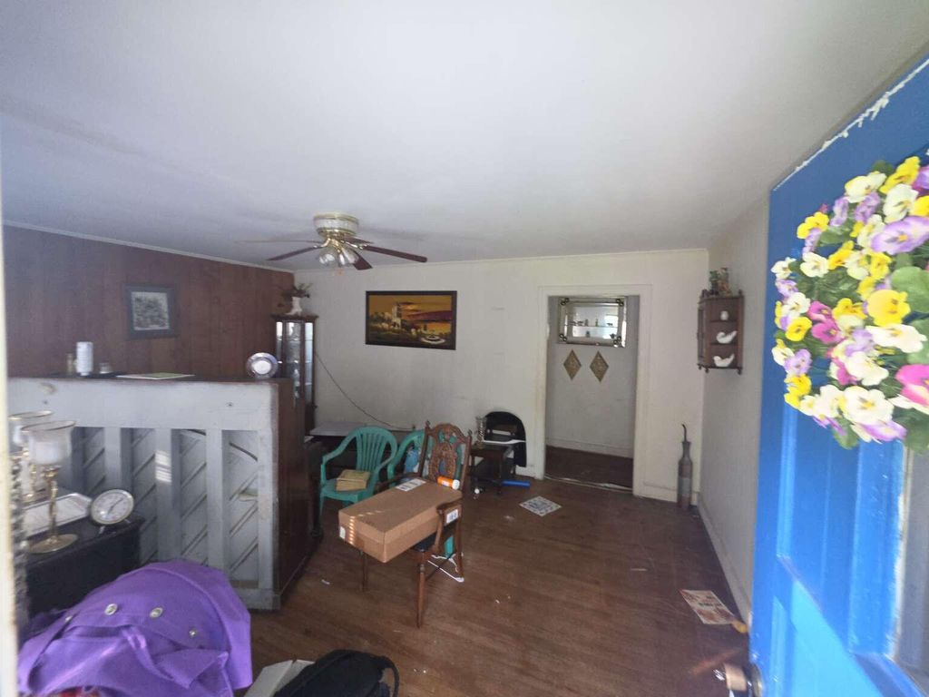 Photo of 9 Kenilworth Avenue, Sumter, SC 29150 (MLS # 26020591)