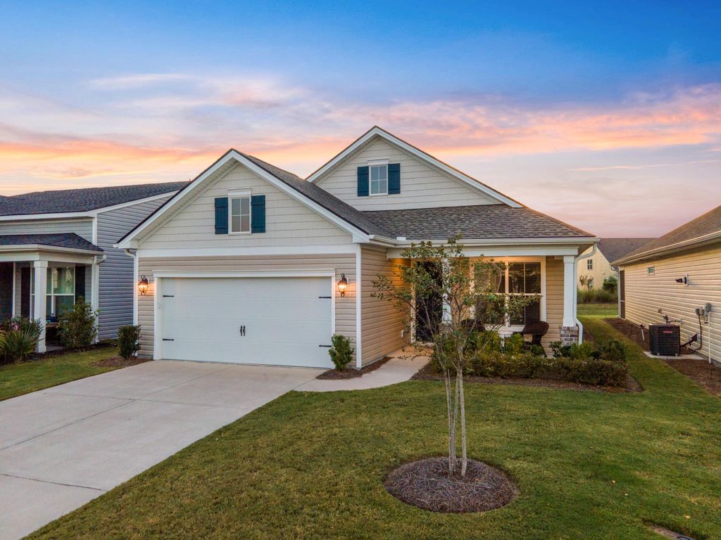 Photo of 119 Leeward Landing, Summerville, SC 29486 (MLS # 25026343)