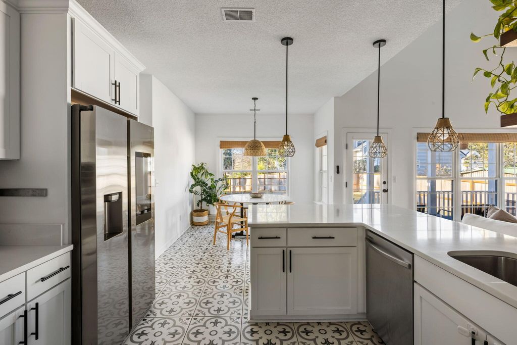 Photo of 100 Oyster Point Row, Charleston, SC 29412 (MLS # 26001386)