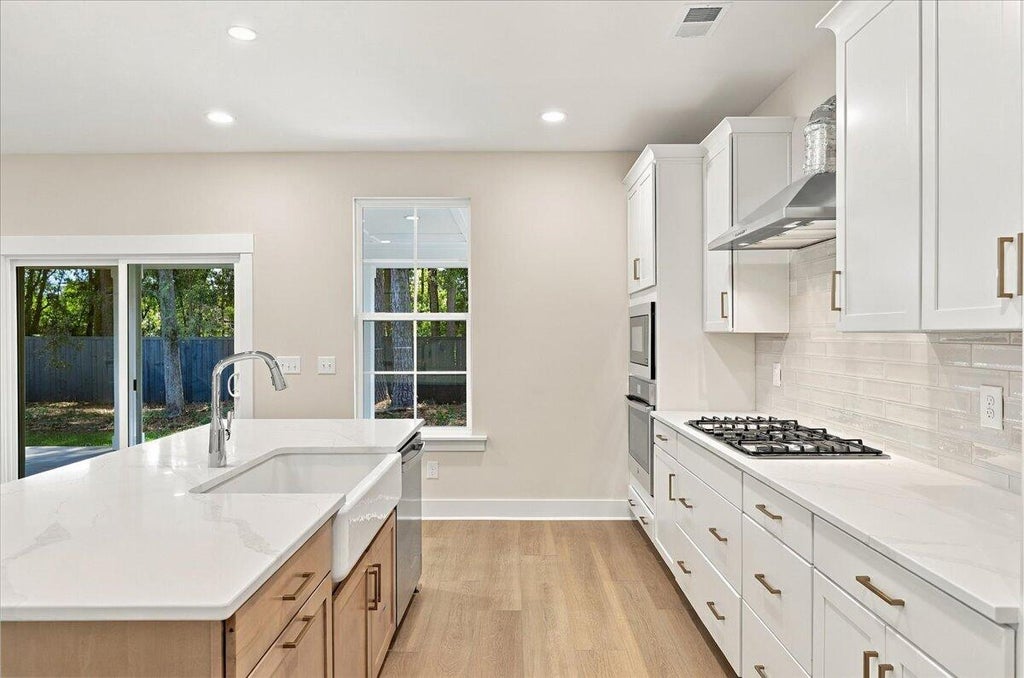 Photo of 295 Rebel Kat Court, Charleston, SC 29412 (MLS # 26028607)