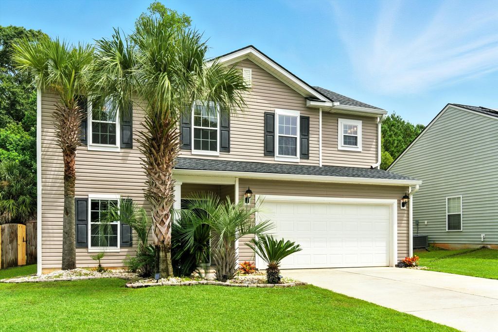 Photo of 222 Chipping Sparrow Drive, Summerville, SC 29485 (MLS # 25023321)