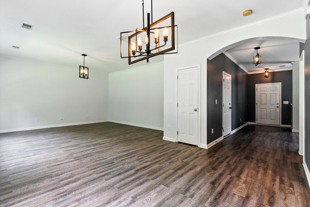 Photo of 222 Chipping Sparrow Drive, Summerville, SC 29485 (MLS # 25023321)