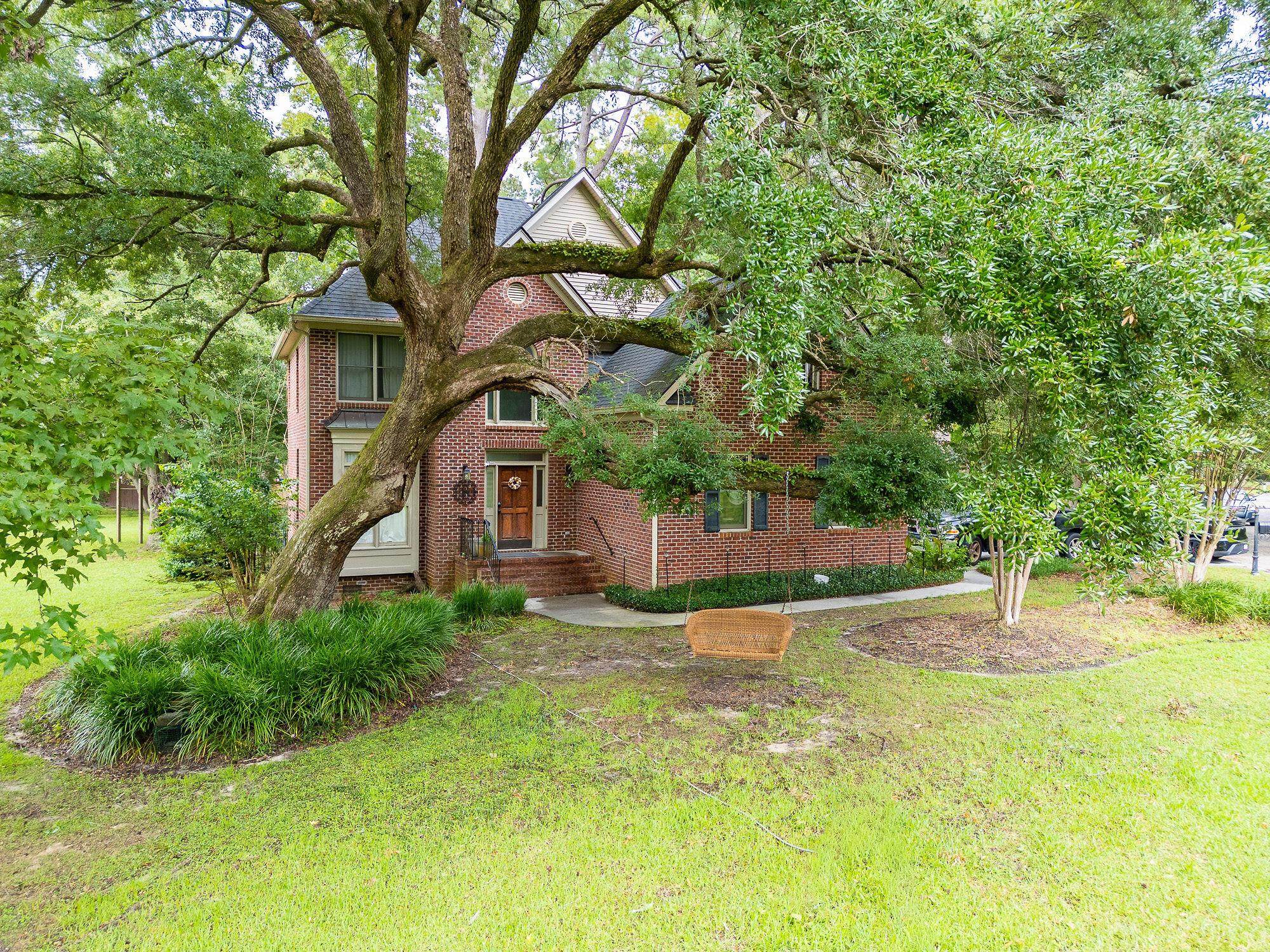 101 Riverwood Lane