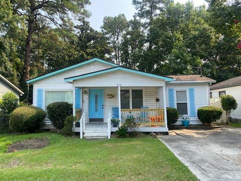 Photo of 513 E Richardson Avenue, Summerville, SC 29485 (MLS # 26021613)