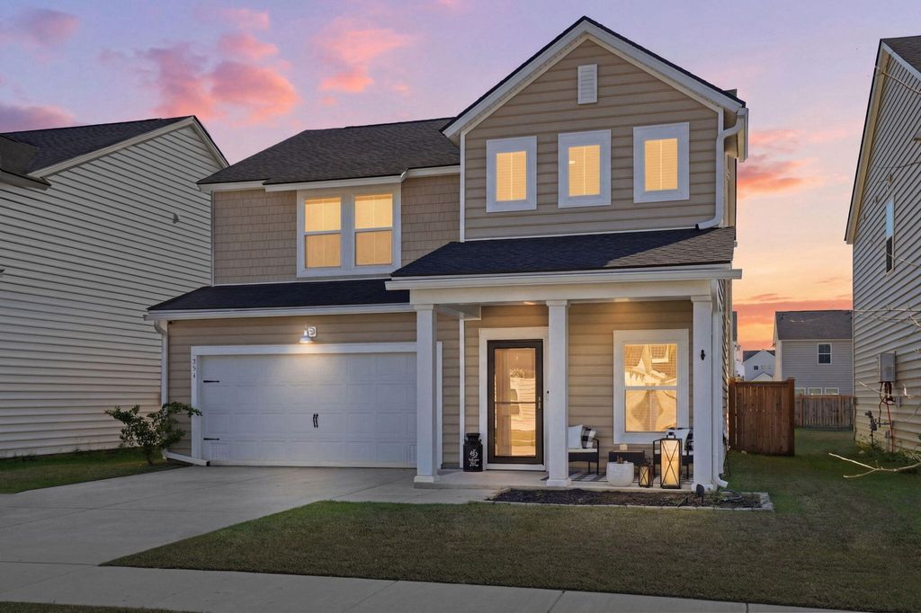 Photo of 221 Wood Sage Run, Summerville, SC 29485 (MLS # 26008399)