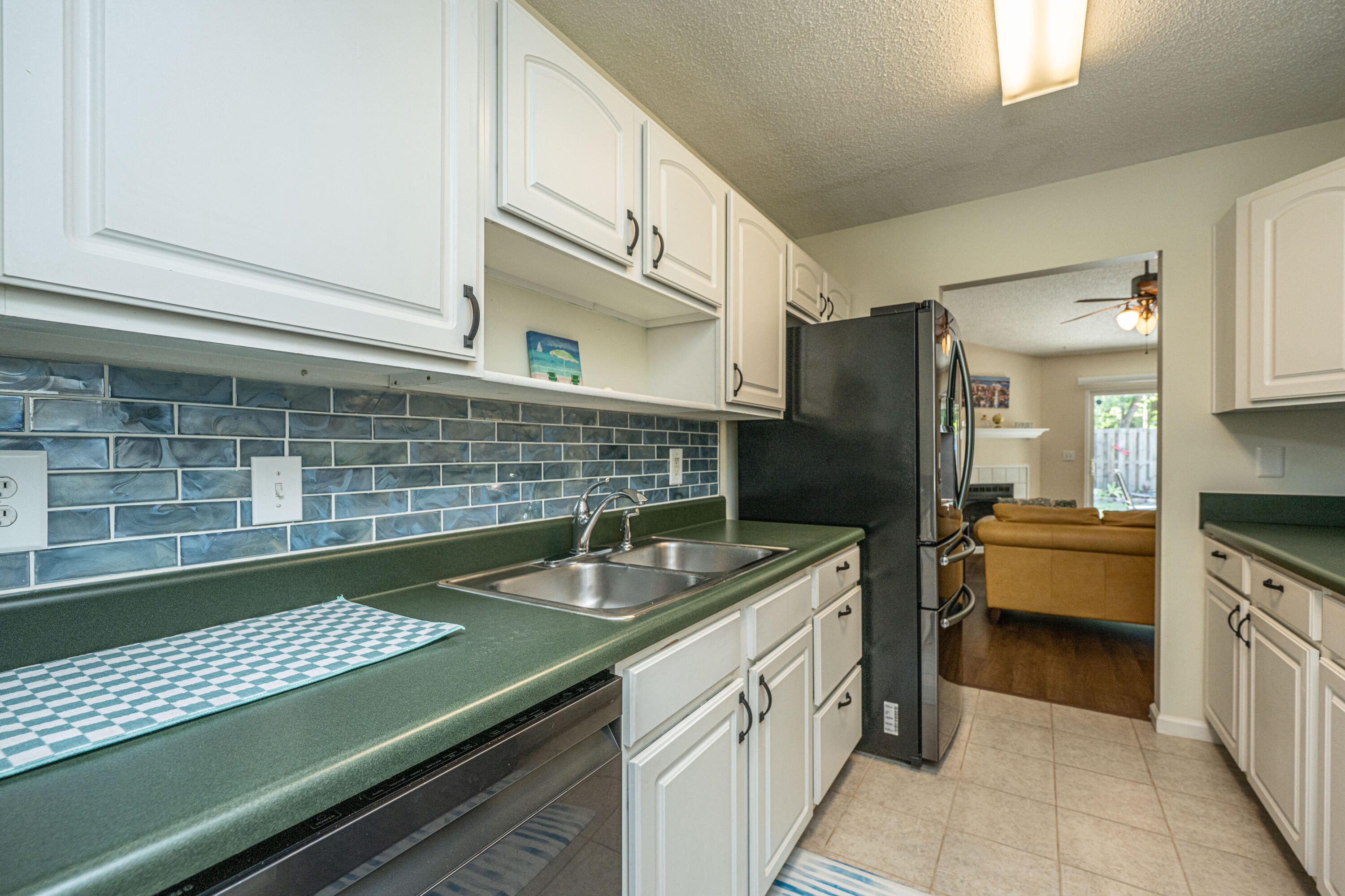 1347 Pinnacle Lane