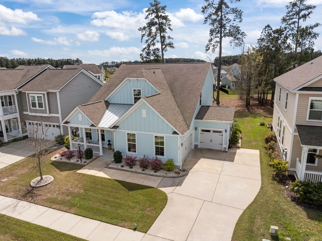Photo of 152 Calm Water Way, Summerville, SC 29486 (MLS # 26007744)