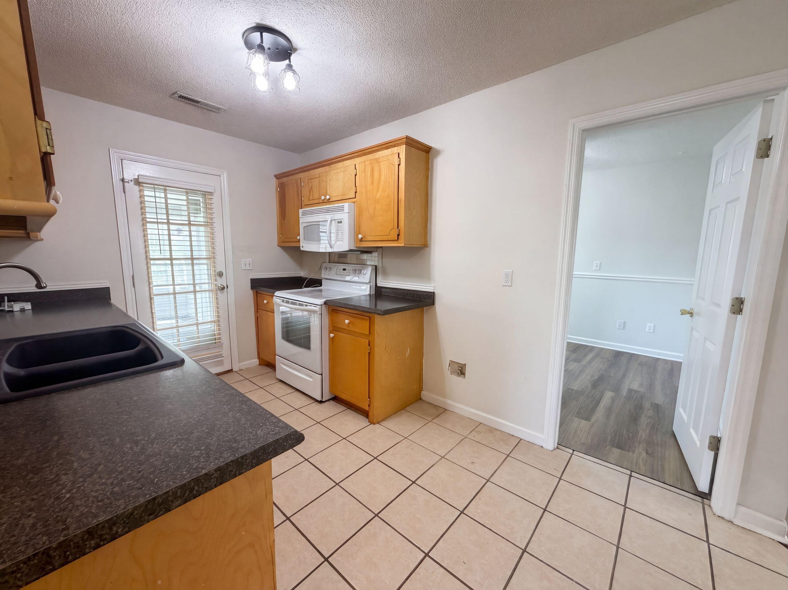 293 Hastings Drive