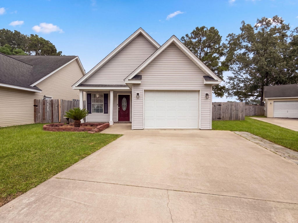 Photo of 293 Hastings Drive, Goose Creek, SC 29445 (MLS # 26027615)