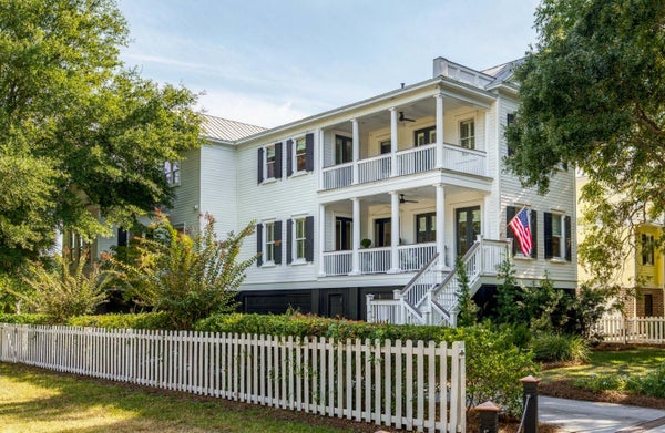 936 MCIVER ST, MOUNT PLEASANT, SC 29464 - Image eaf05f37cf378b05abcb7d16897d60be/1271303080