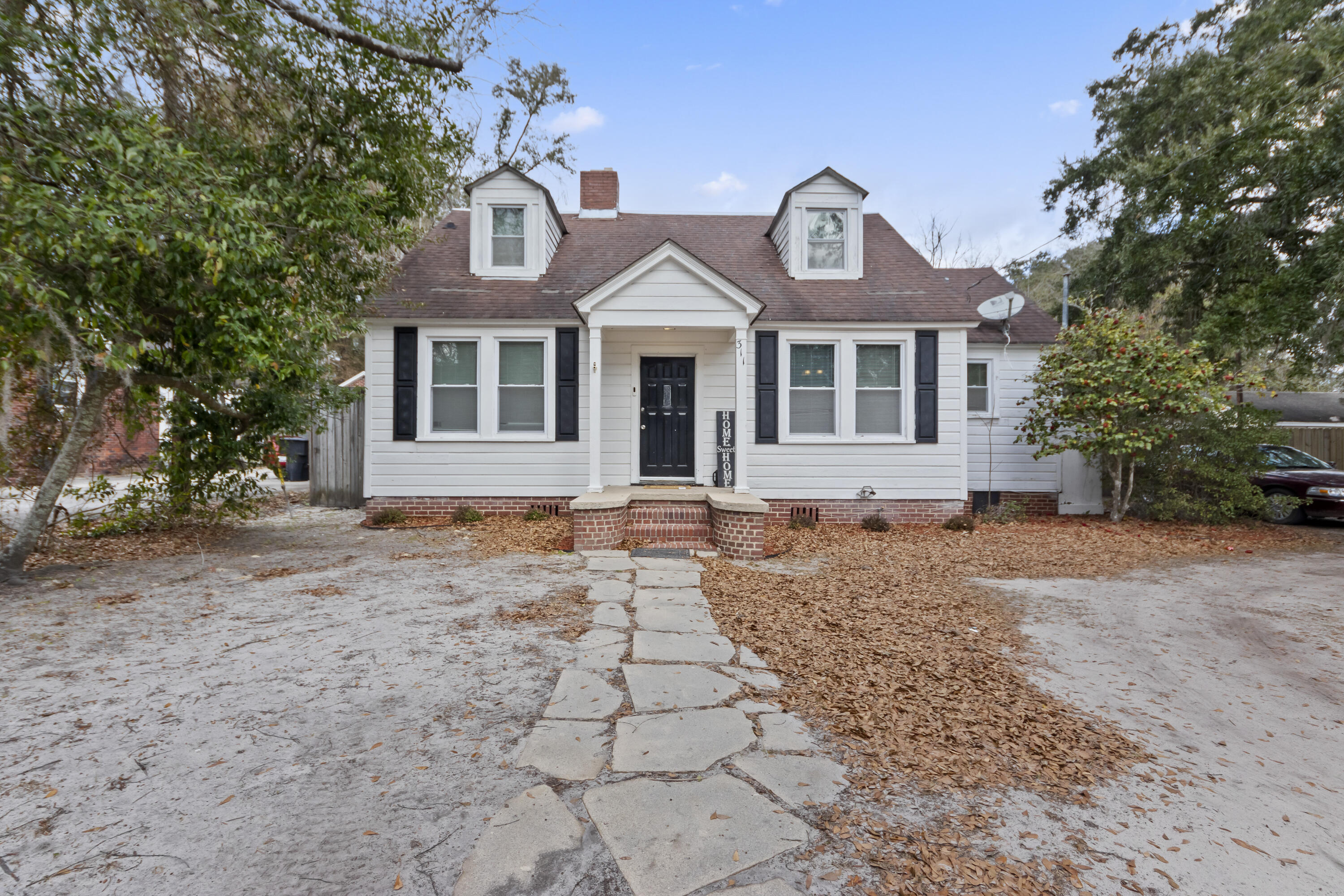 311 Warren Street