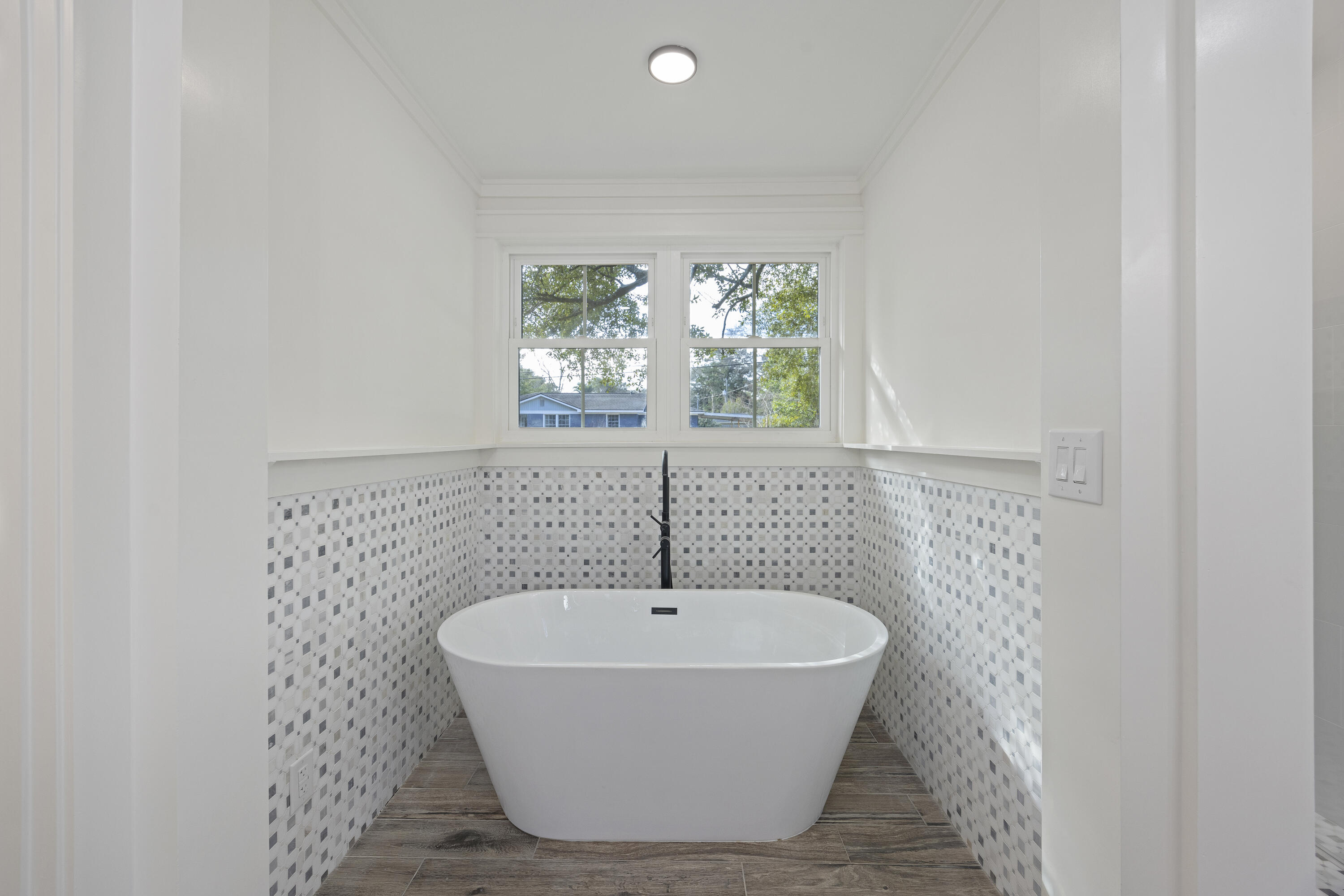 1328 Hermitage Avenue