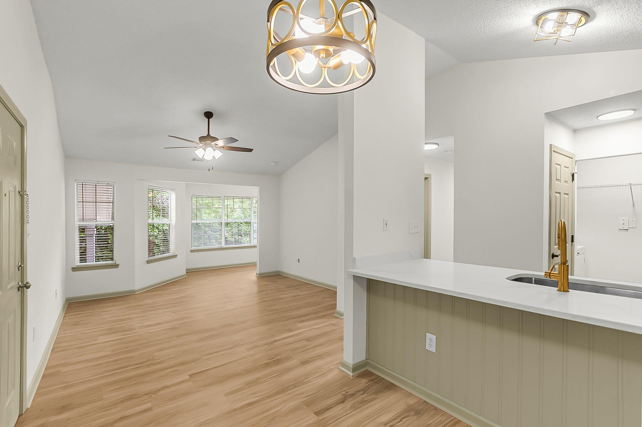 188 Midland Parkway Apt 423