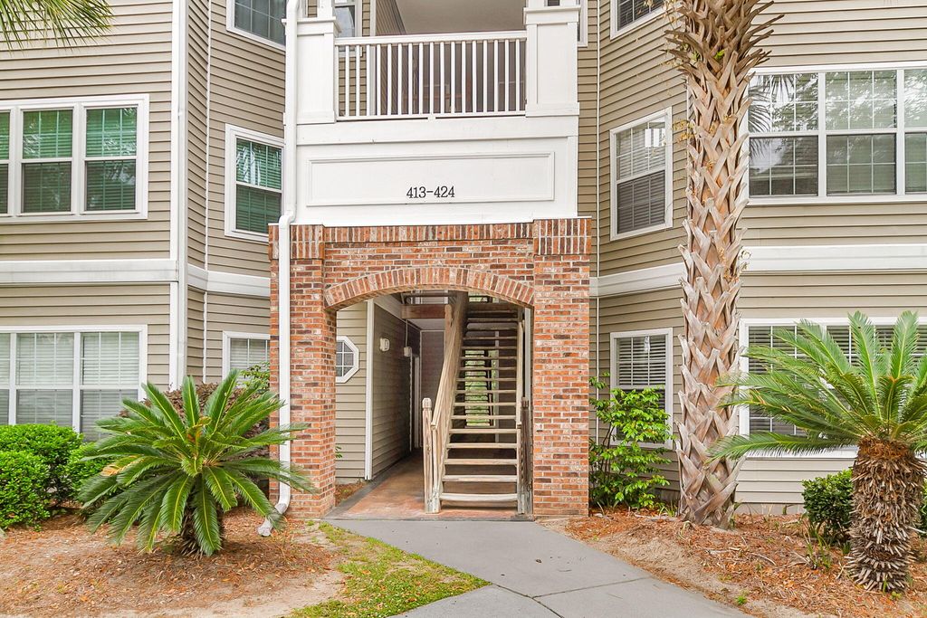 Photo of 188 Midland Parkway #Apt 423, Summerville, SC 29485 (MLS # 26012300)