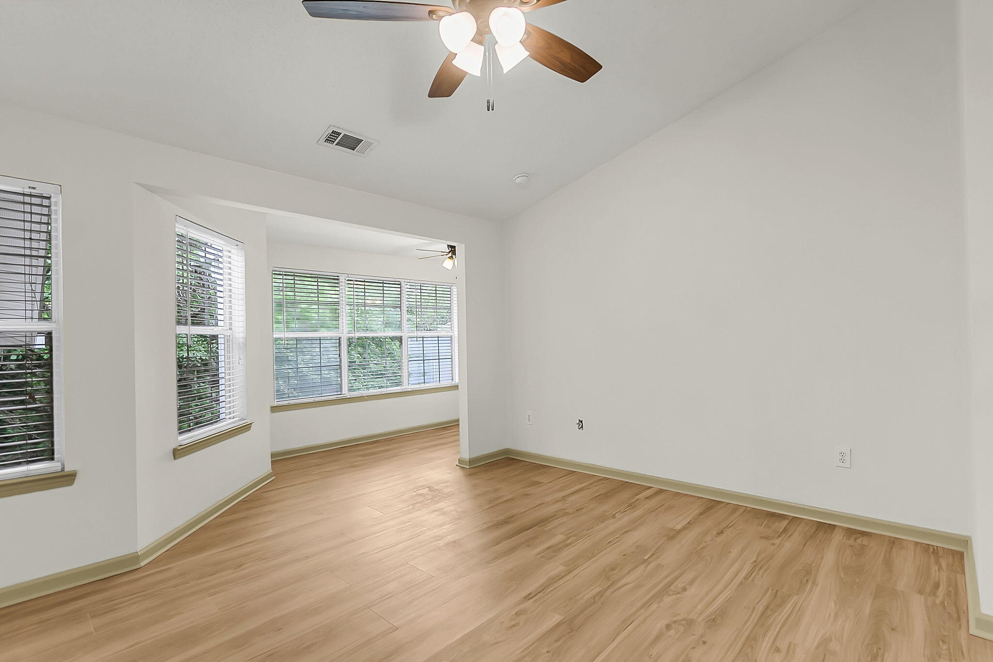 188 Midland Parkway Apt 423