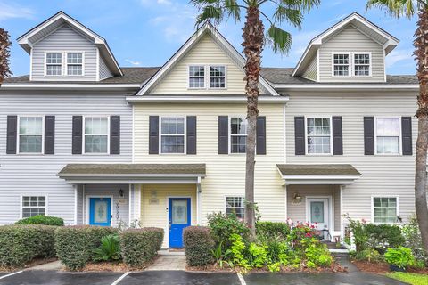 A home in North Charleston