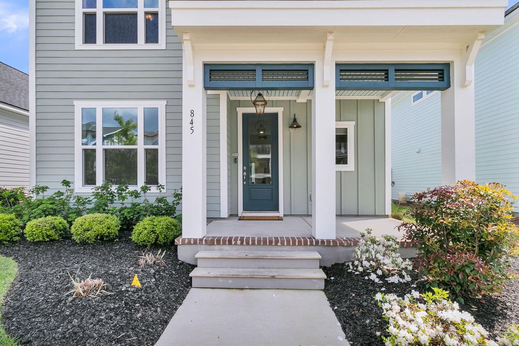 Photo of 845 Hopewell Drive, Charleston, SC 29492 (MLS # 26010826)