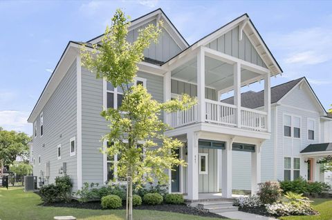 Photo of 845 Hopewell Drive, Charleston, SC 29492 (MLS # 26010826)