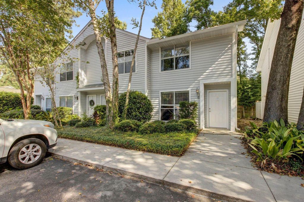 Photo of 252 Howle Avenue #A4, Charleston, SC 29412 (MLS # 25030594)