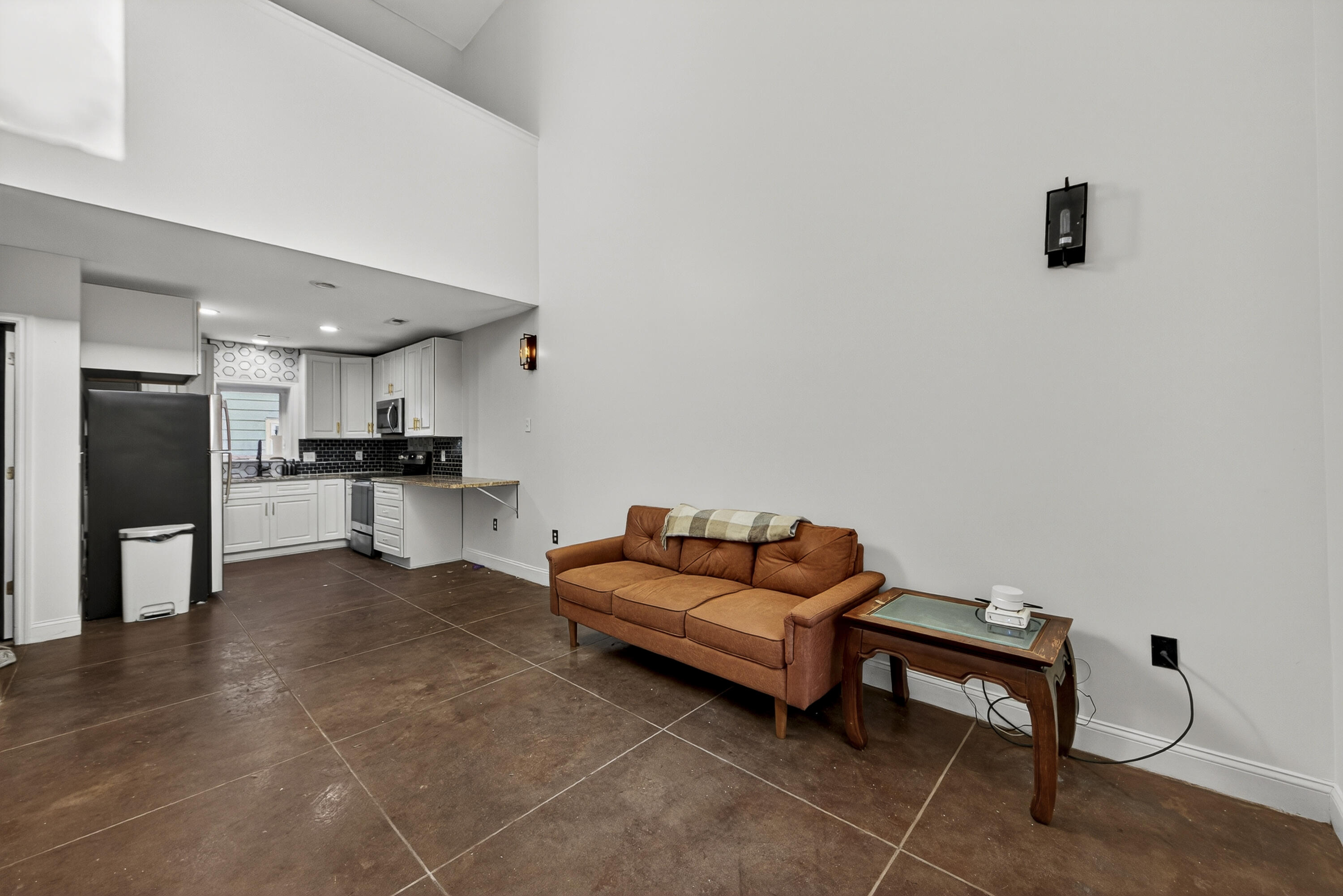 24 Strawberry Lane B