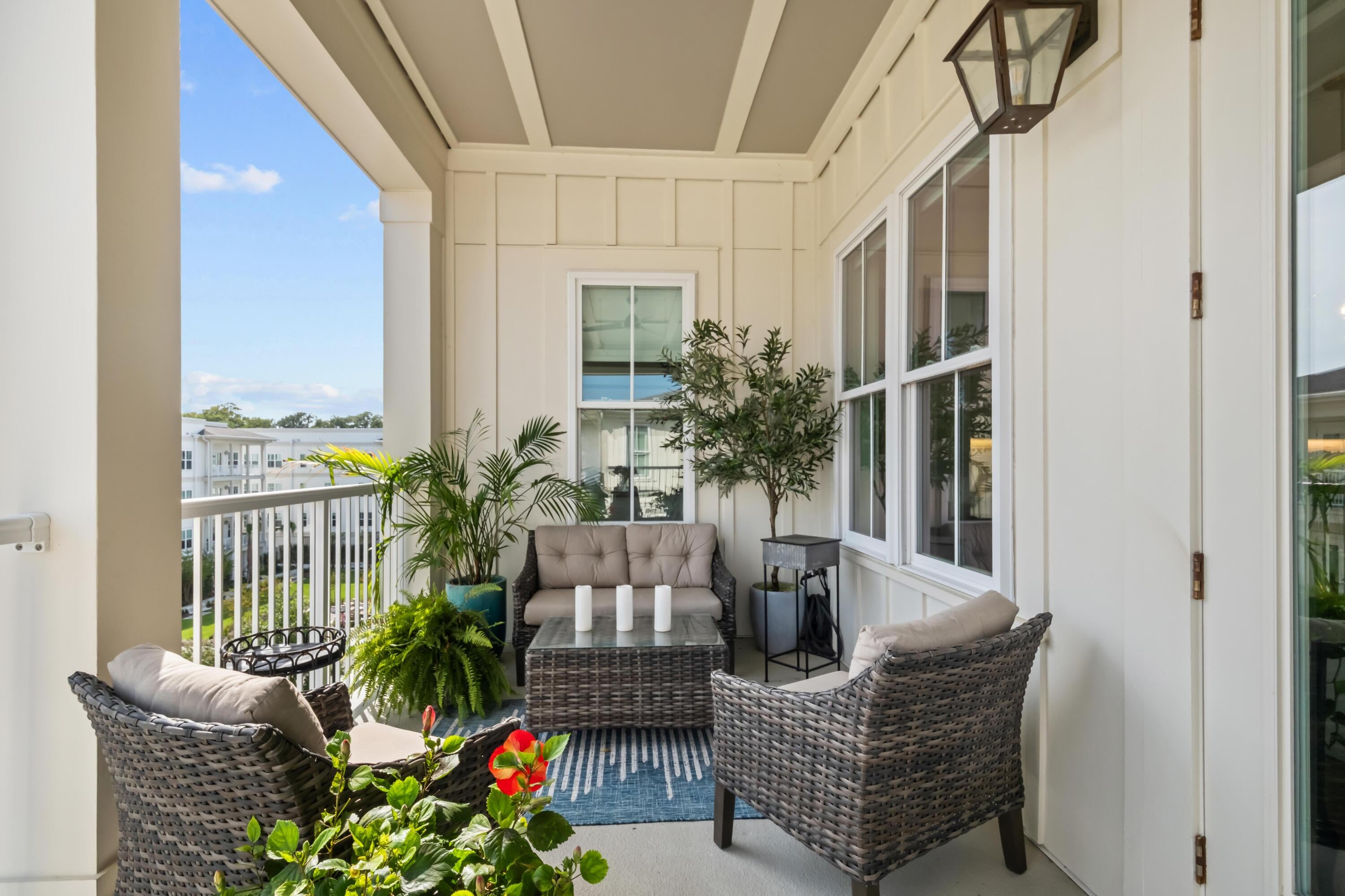 310 Longshore Street 648