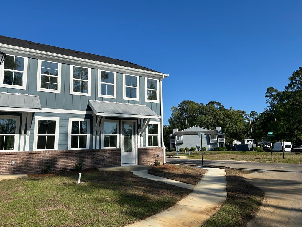 Photo of 491 Martins Creek Boulevard, Summerville, SC 29485 (MLS # 26011897)