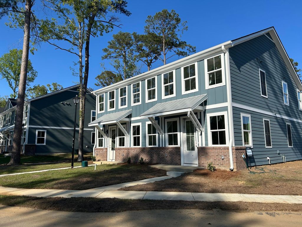 Photo of 491 Martins Creek Boulevard, Summerville, SC 29485 (MLS # 26011897)