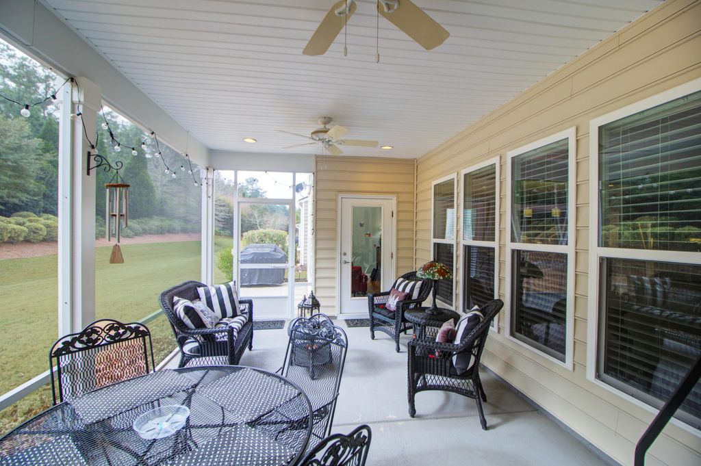 Photo of 249 Waterfront Park Drive, Summerville, SC 29483 (MLS # 26006359)