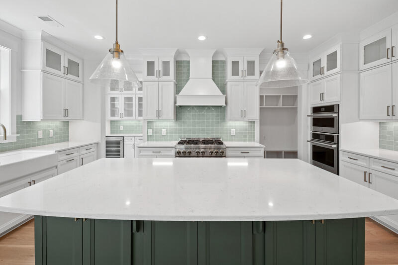 2006 Riverbend Drive