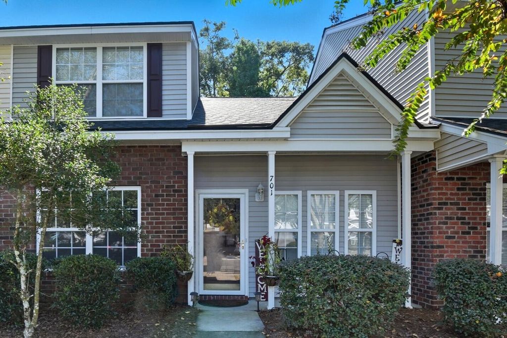 Photo of 701 Pine Bluff Drive, Summerville, SC 29483 (MLS # 25028258)