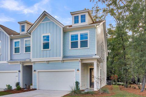 A home in Mount Pleasant