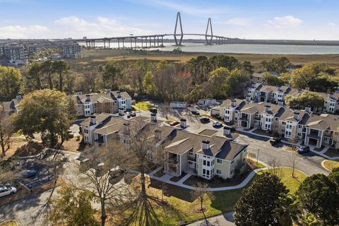 Photo of 267 Alexandra Road #Unit 12, Mount Pleasant, SC 29464 (MLS # 26006946)