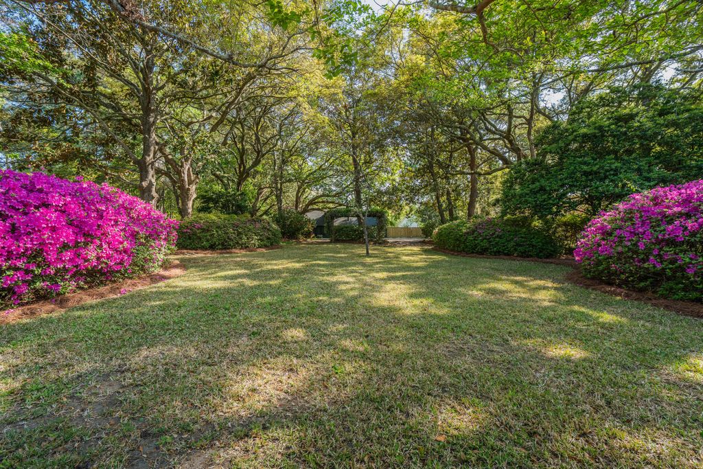 Photo of 2227 Woodland Shores Road, Charleston, SC 29412 (MLS # 26010213)