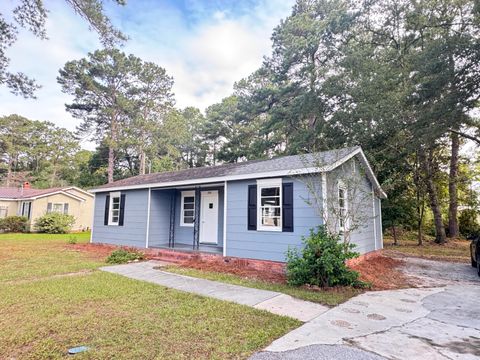 Photo of 104 Dean Street, Walterboro, SC 29488 (MLS # 25027238)