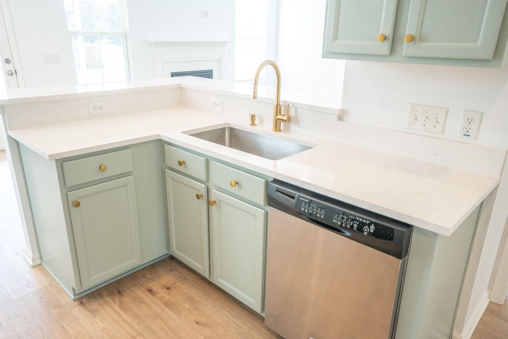 Photo of 243 Cameron Street, Summerville, SC 29486 (MLS # 26006428)