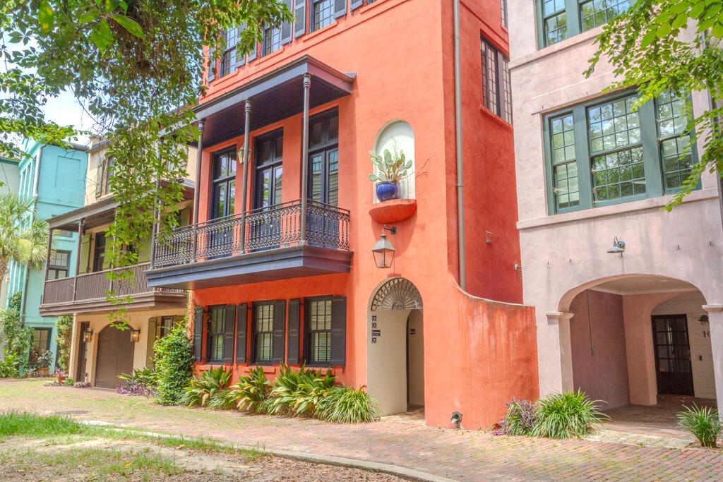 View Charleston, SC 29403 house