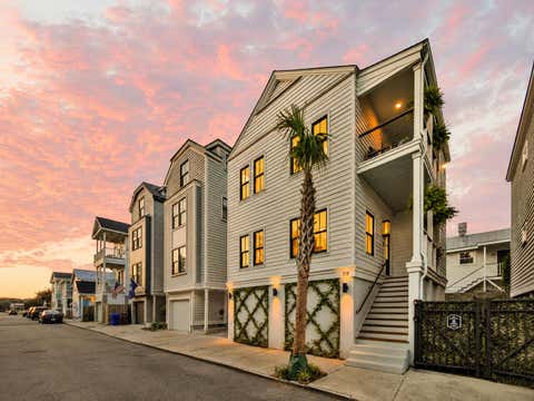 Photo of 72 Hanover Street, Charleston, SC 29403 (MLS # 26020509)