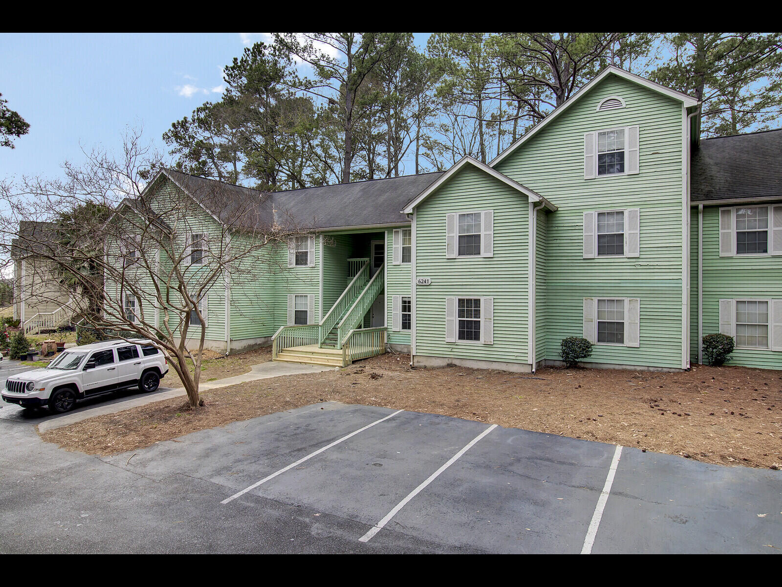6241 Rolling Fork Road C
