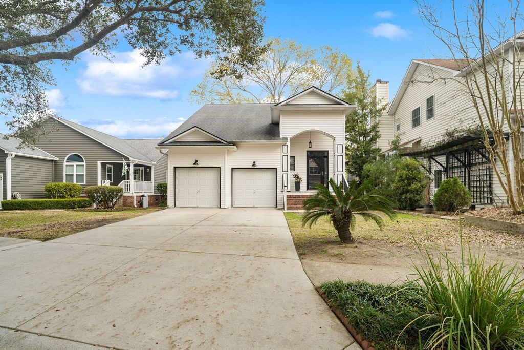 Photo of 848 Harbor Place Drive, Charleston, SC 29412 (MLS # 26006011)