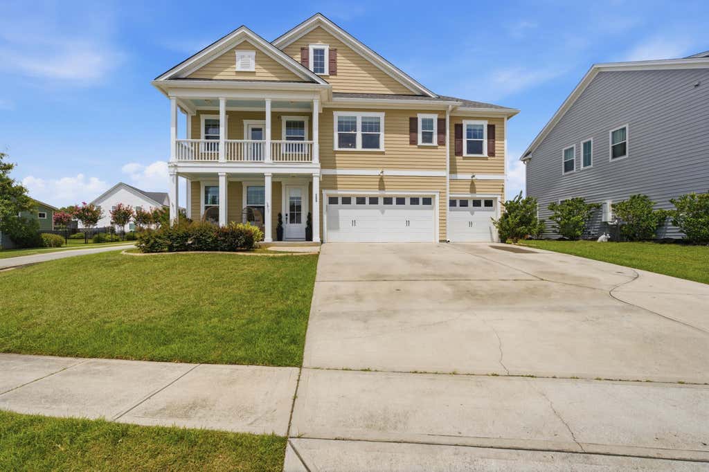 Photo of 566 Pendleton Drive, Moncks Corner, SC 29461 (MLS # 26021455)