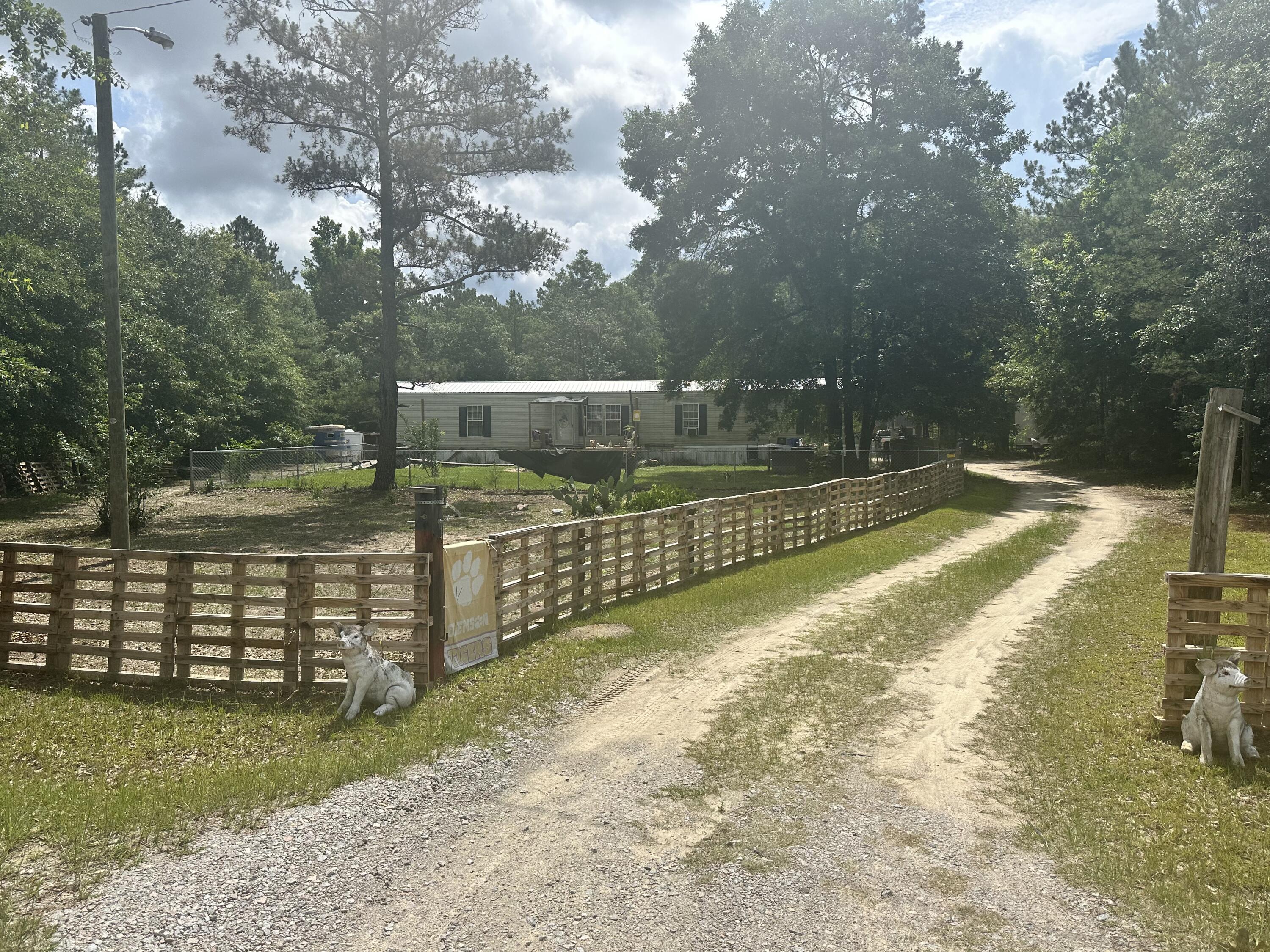 372 Harbour Court