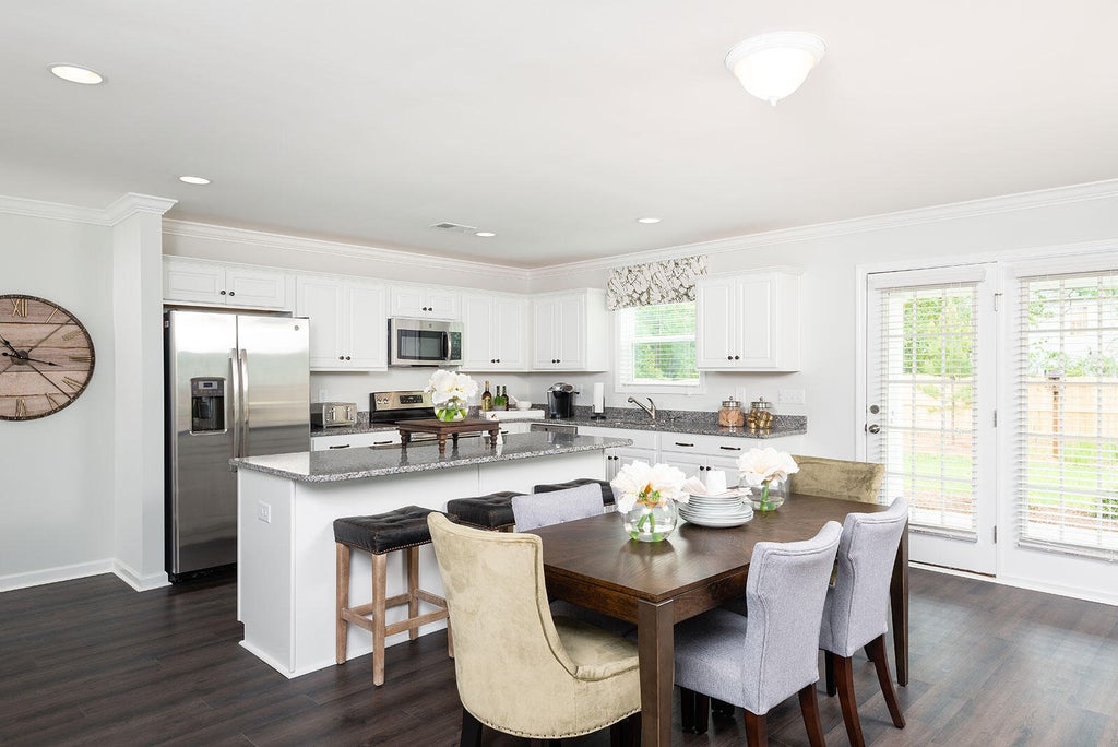 Photo of 342 O'Leary Circle, Summerville, SC 29483 (MLS # 26028540)