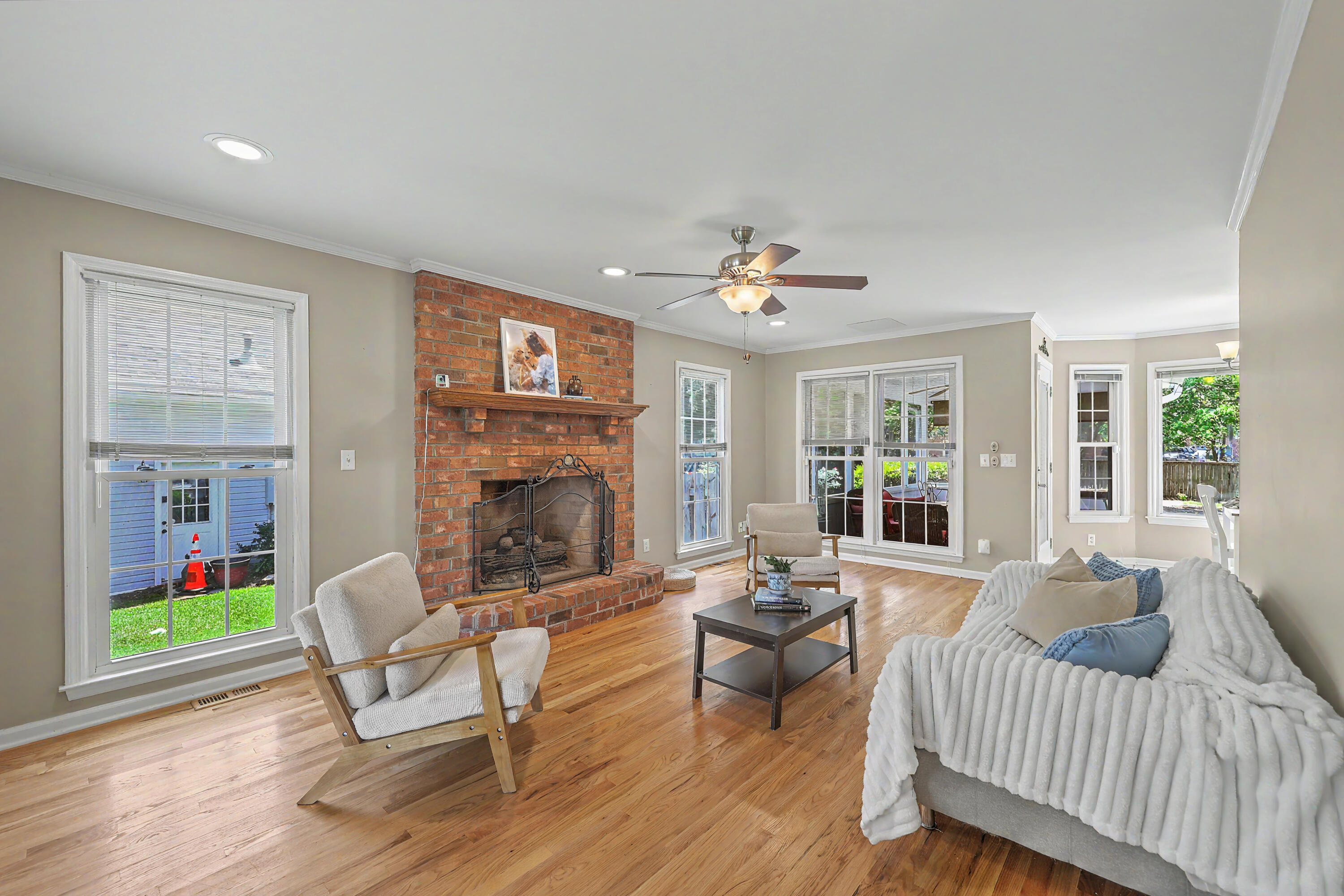 5492 Altamaha Drive
